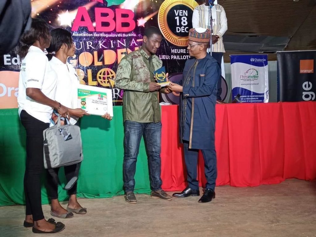 Bassirou Badjo, meilleur blogueur 2020 du Burkina