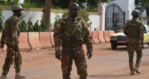 42 militaires maliens tués