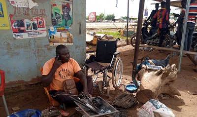 «  Vivre avec un handicap, ne fais pas de vous des mendiants", indique Souleymane Kinda