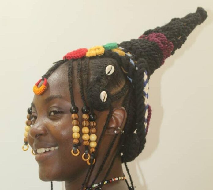 Burkina coiffures traditionnelles