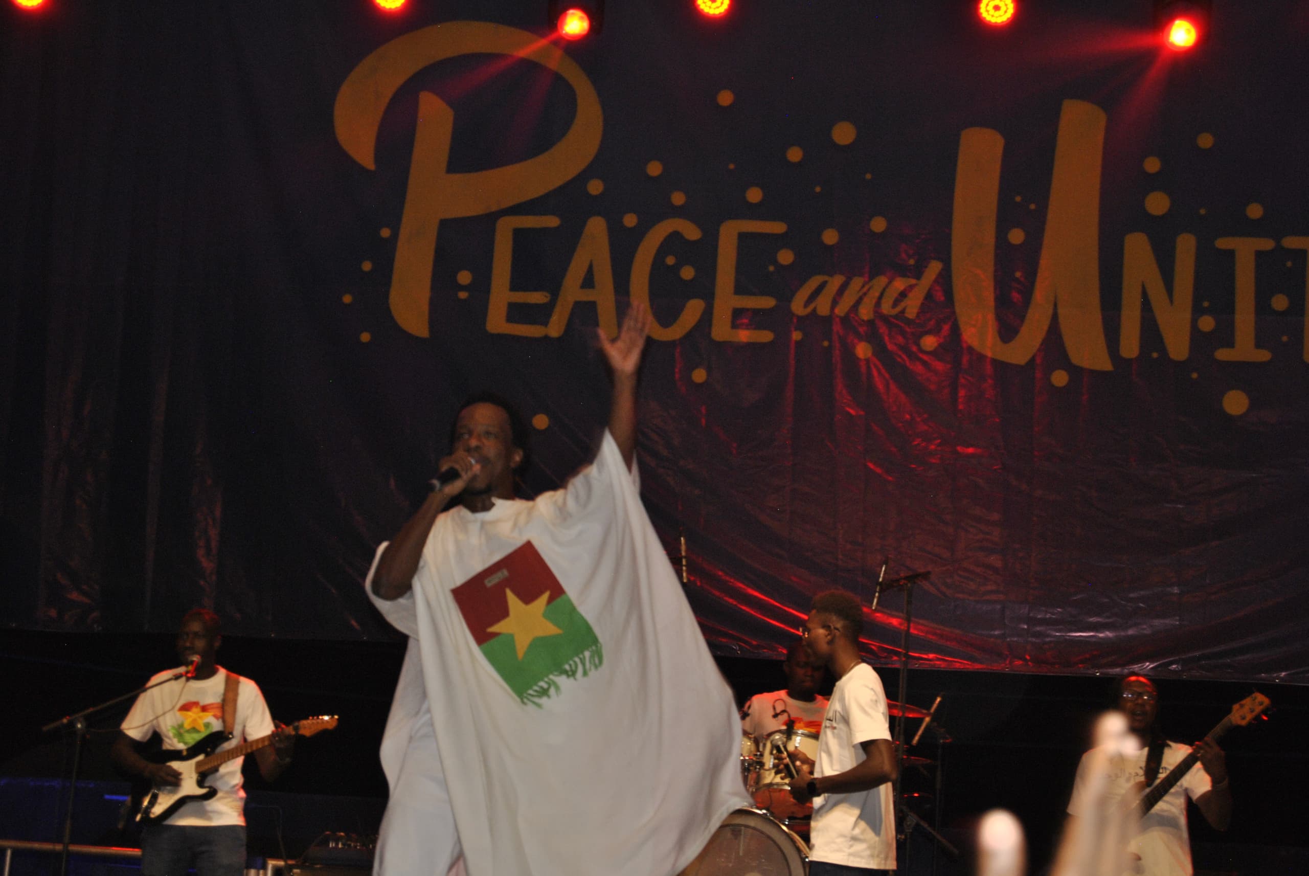 Un concert pour prôner la paix et l'unité au Burkina Faso 