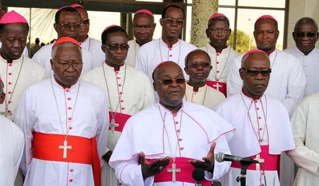 bénédiction couples homosexuels évêques