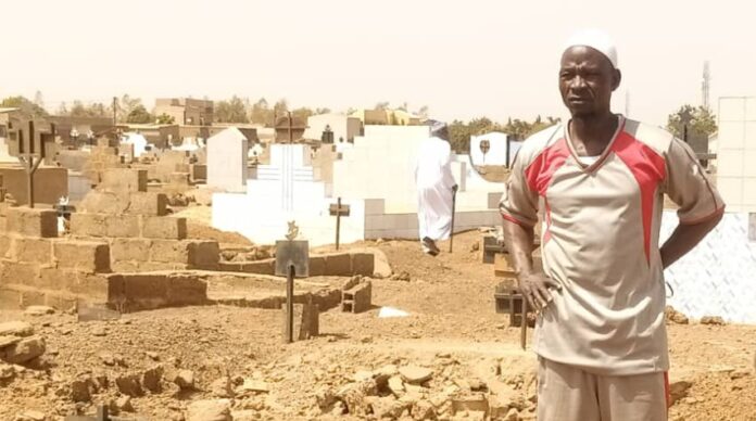 « Le maire des tombes » de son vrai nom Boukaré Pakmogdo