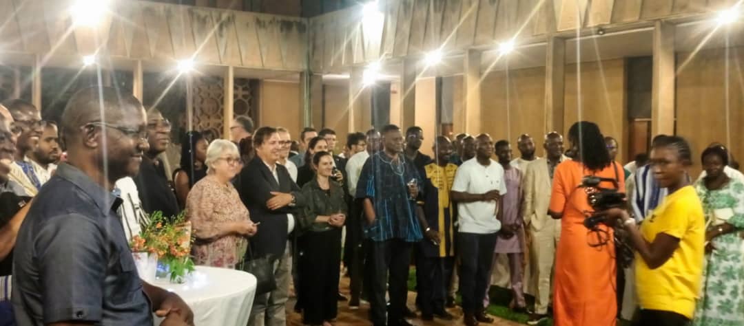 Cérémonie d'encouragement à la résidence de l'ambassadeur de France au Burkina 