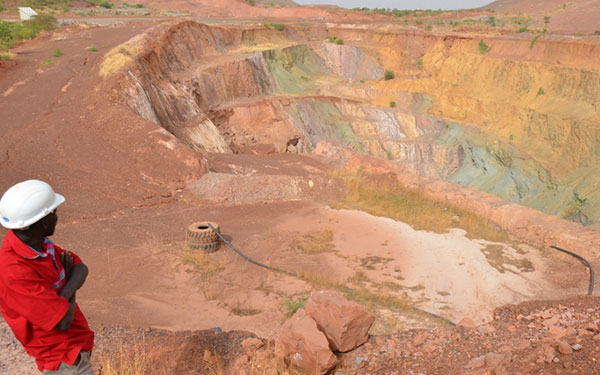 Burkina mines en arrêt