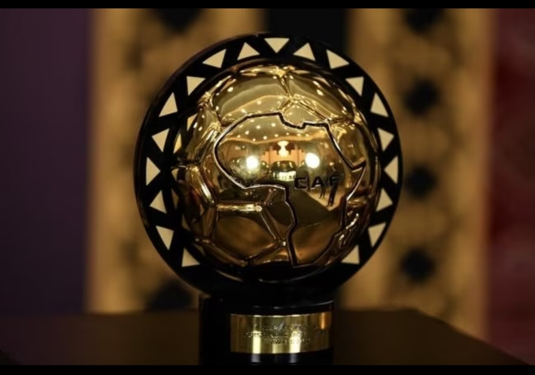 Le trophée du Ballon d’Or africain