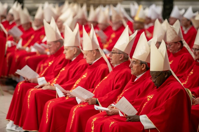Conclave pour l'élection du nouveau pape