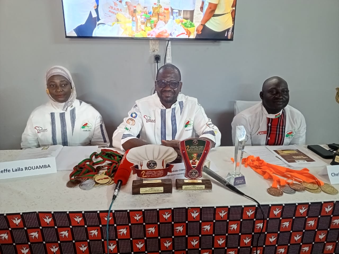 Les membres de l'Association des chefs et cuisiniers du Burkina Faso (ACC-BF)